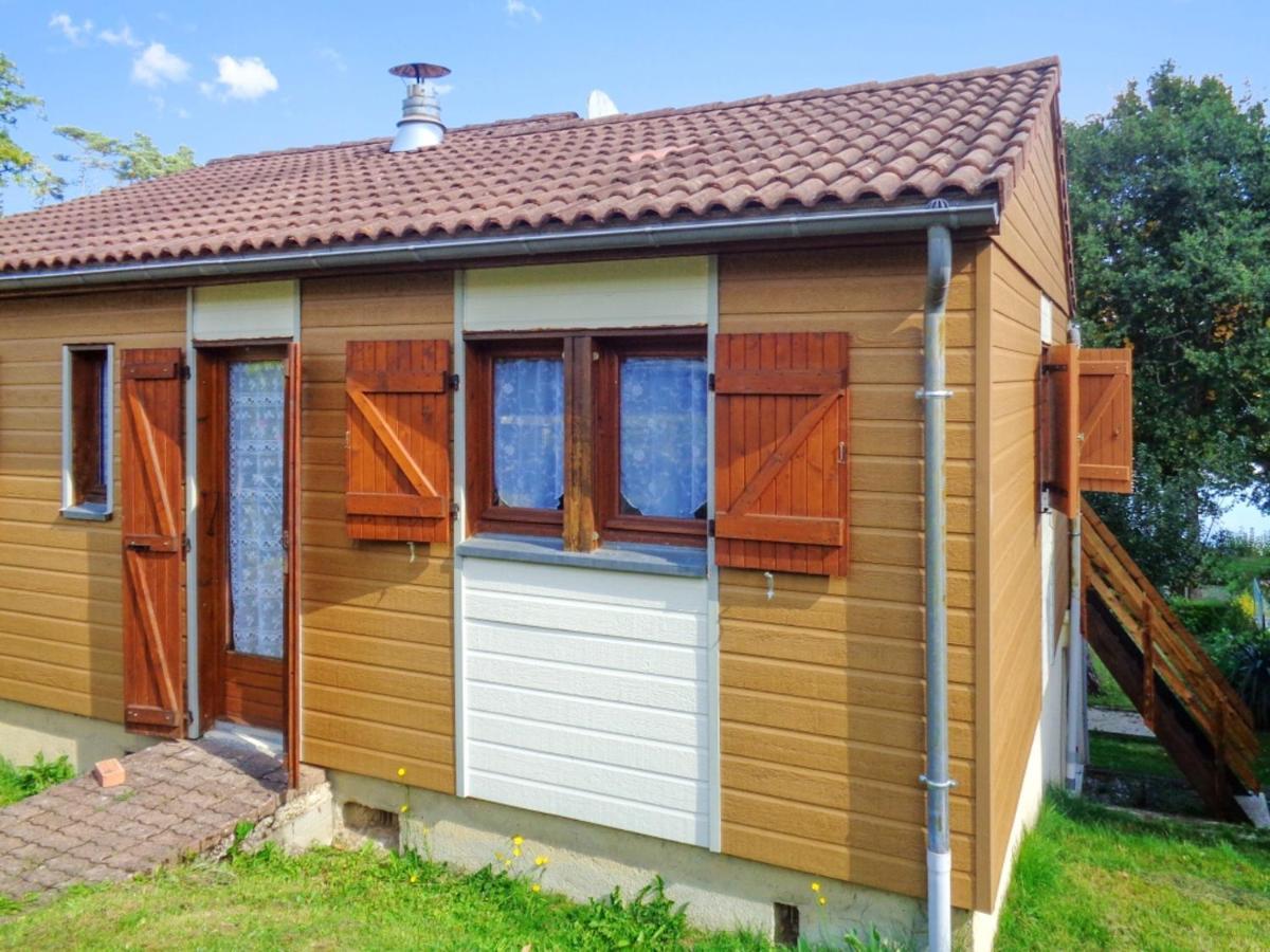 Chalet Charmant A Saint-Gerons Avec Piscine Partagee Εξωτερικό φωτογραφία