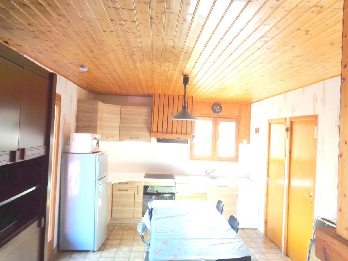 Chalet Charmant A Saint-Gerons Avec Piscine Partagee Εξωτερικό φωτογραφία