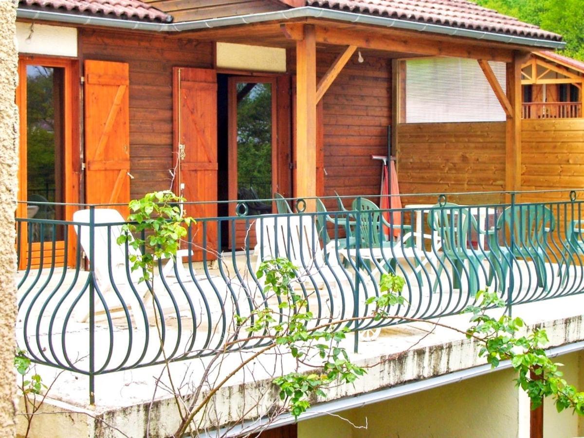 Chalet Charmant A Saint-Gerons Avec Piscine Partagee Εξωτερικό φωτογραφία